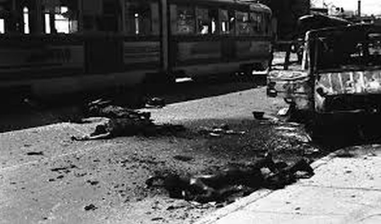 Rezultat slika za Drugi maj 1992., dan kada je JNA slomljena u samom centru Sarajeva